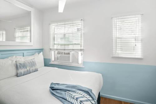 Sea Blue Hotel