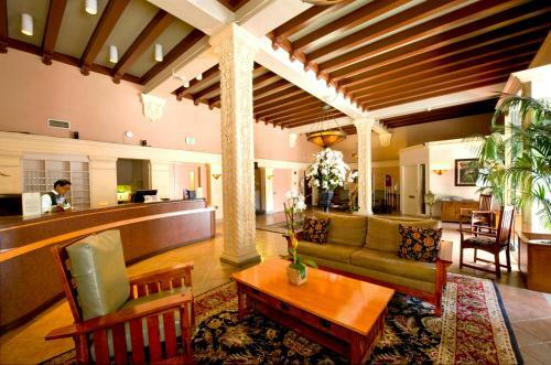 Hotel Carmel By The Sea