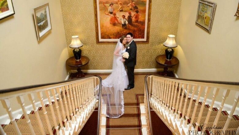 Castle Oaks House Hotel
