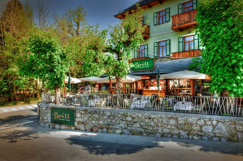 Best Western Lovec Premier Hotel