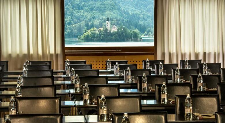 Best Western Lovec Premier Hotel