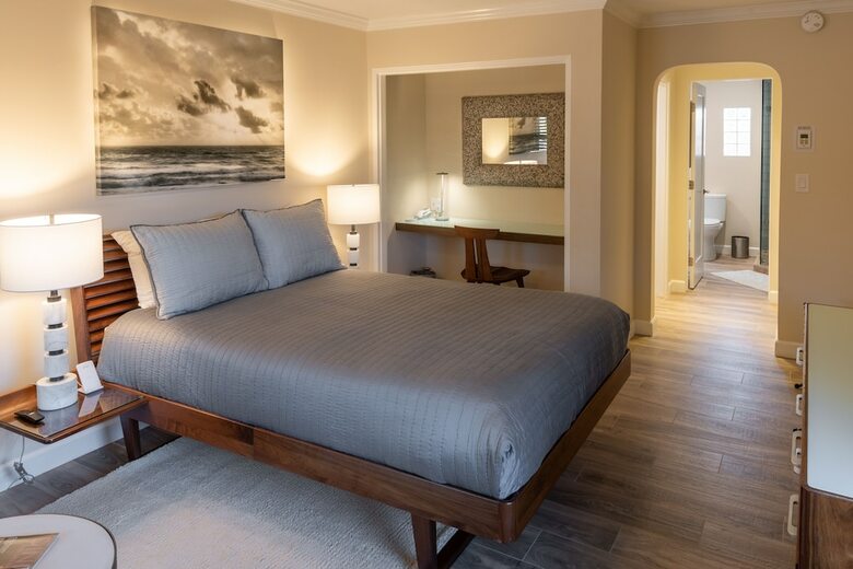 Posada Harbor House Inn