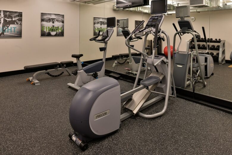 Holiday Inn Express & Suites San Diego - Hotel Circle