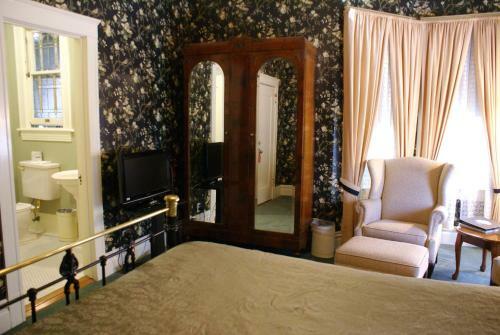 Hotel Nob Hill Inn