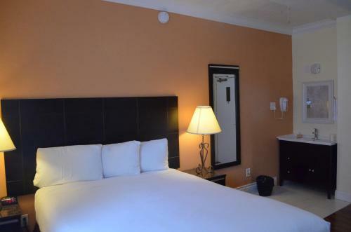 Post Hotel