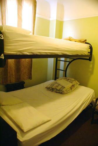 Dakota Hostel And Hotel