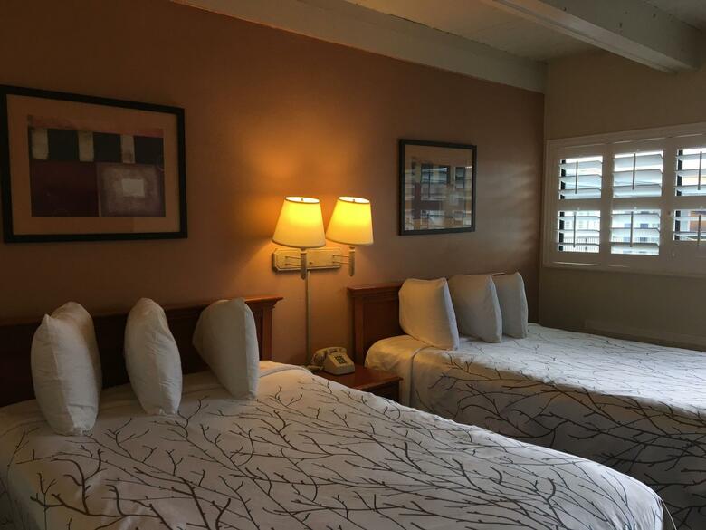 Motel Van Ness Inn
