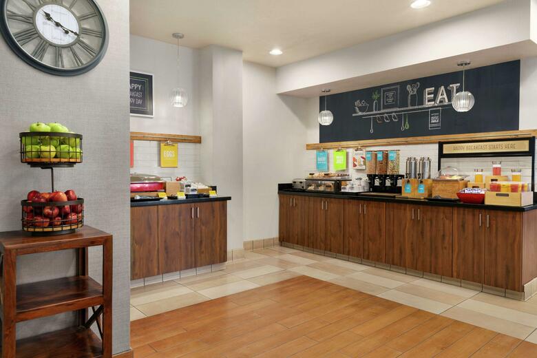 Hotel Hampton Inn Tracy