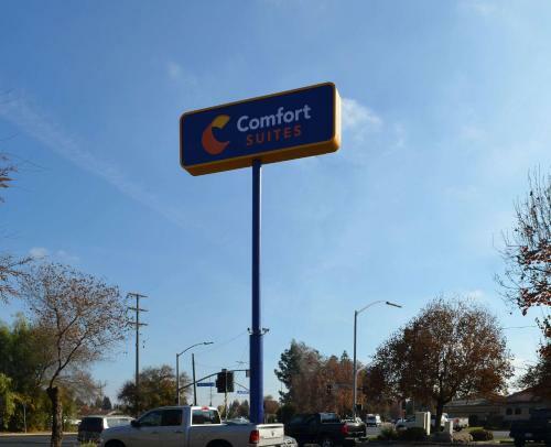 Hotel Comfort Suites Tulare