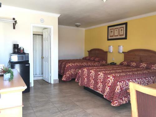 El Rancho Dolores Motel