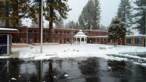 Hotel Sunray Tahoe
