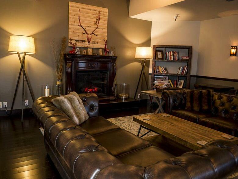 Postmarc Hotel And Spa Suites