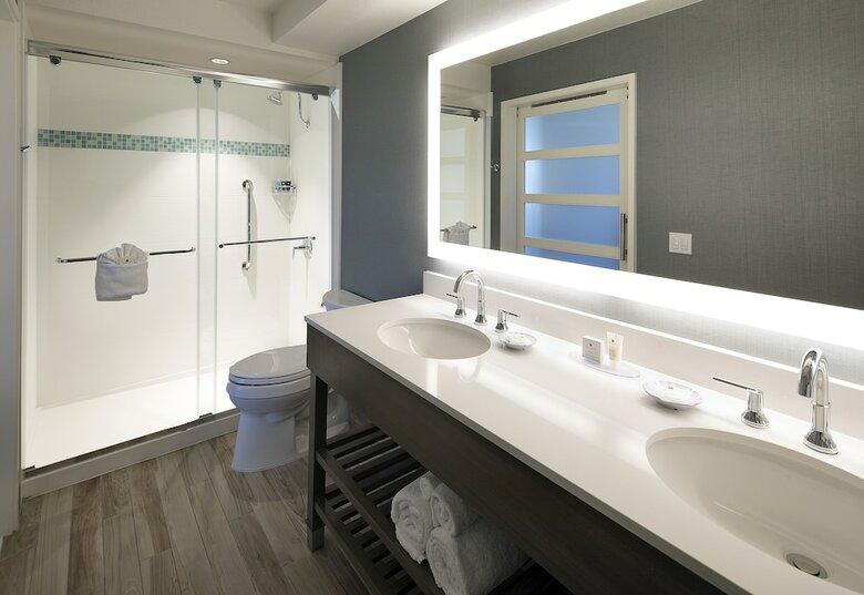 Crowne Plaza Hotel Ventura Beach