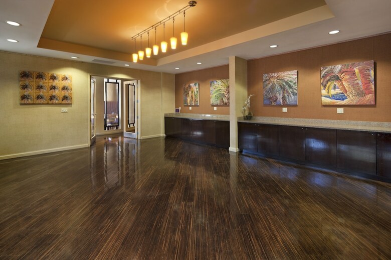 Crowne Plaza Hotel Ventura Beach
