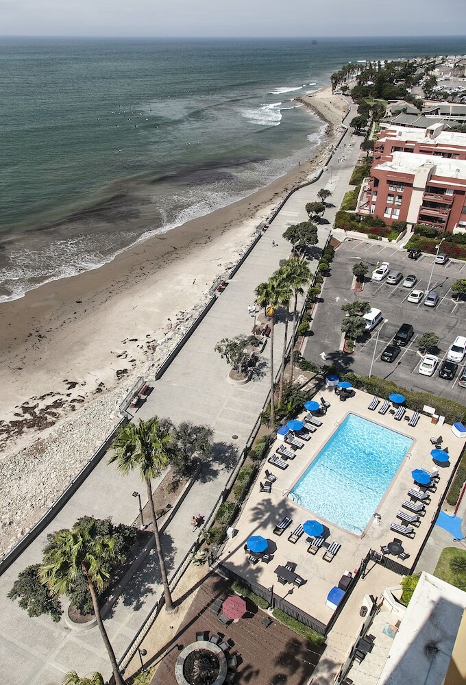 Crowne Plaza Hotel Ventura Beach