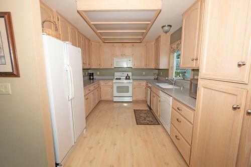 Venice Drive Holiday Home