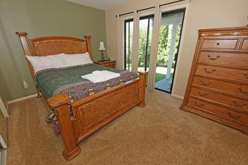 Venice Drive Holiday Home