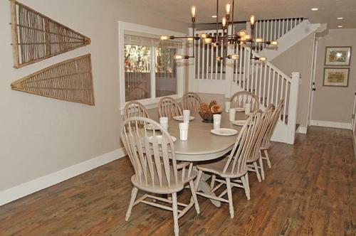 Sonoma Avenue Holiday Home