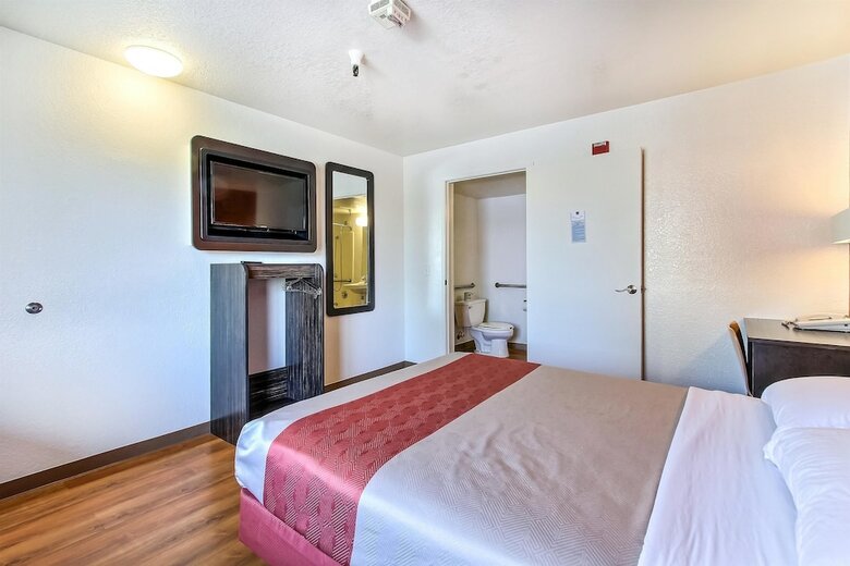 Motel 6 Watsonville - Monterey Area