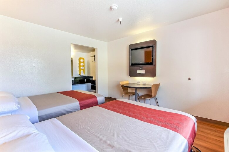 Motel 6 Watsonville - Monterey Area