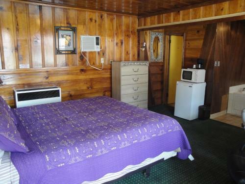 Motel Pinewood Inn