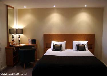 Hotel 53