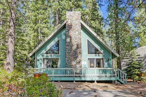 Bella Coola Drive Holiday Home