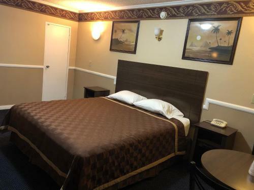 Motel Whittier Travel Inn