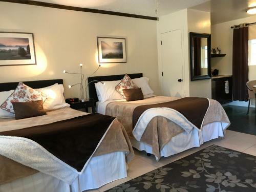 Hotel Alpenrose Inn
