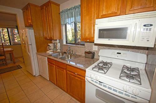 High Meadow Trail Holiday Home
