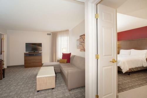 Hotel Staybridge Suites Denver International Airport
