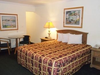 Hotel Blue Jay Lodge