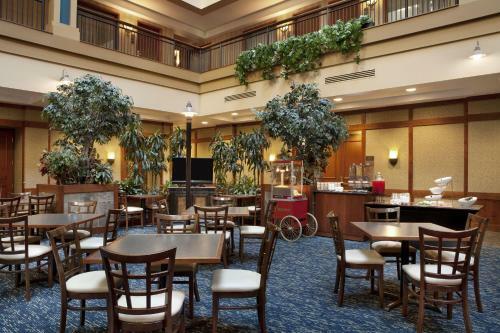 Hotel Embassy Suites Denver - International Airport