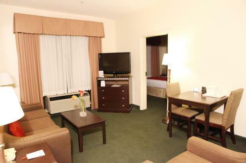 Hotel Ramada Denver International Airport