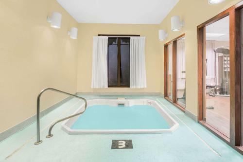 Hotel Ramada Denver International Airport