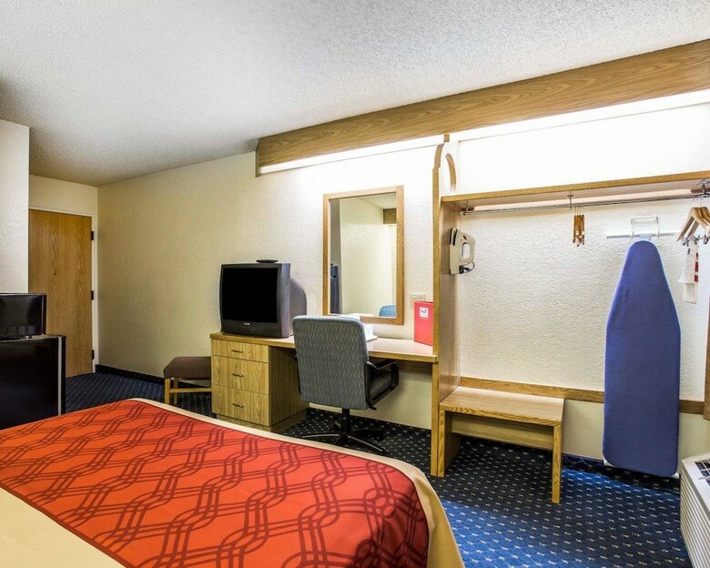 Hotel Econo Lodge Denver International Airport
