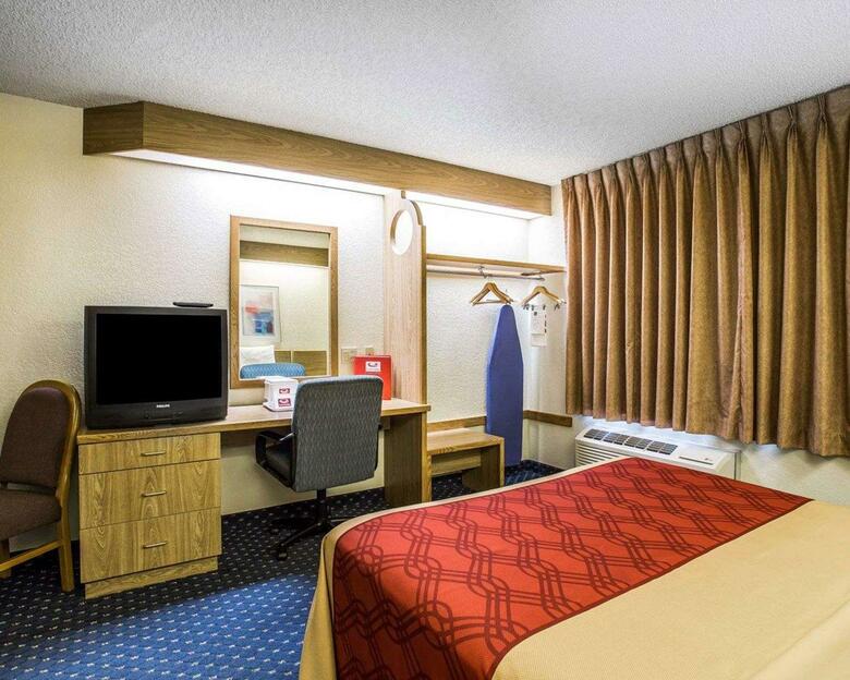 Hotel Econo Lodge Denver International Airport