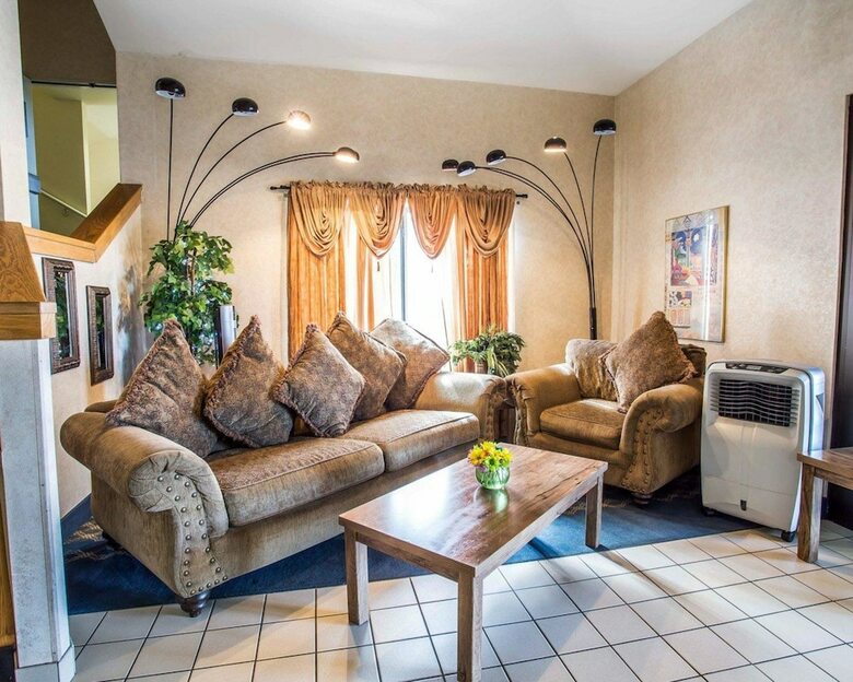 Hotel Econo Lodge Denver International Airport