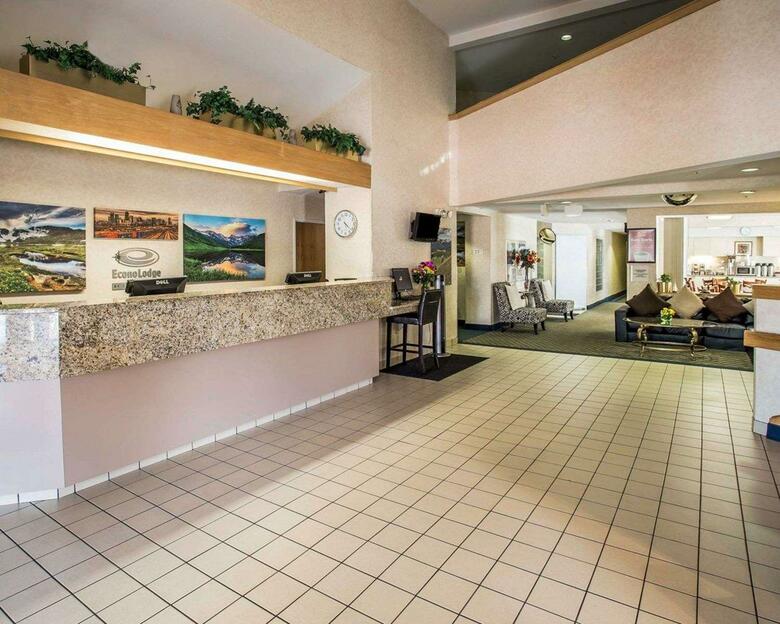 Hotel Econo Lodge Denver International Airport