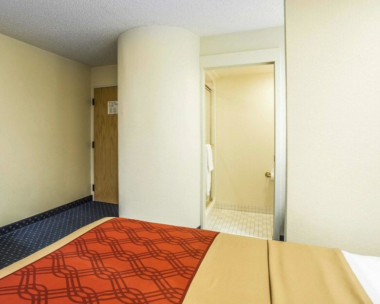 Hotel Econo Lodge Denver International Airport