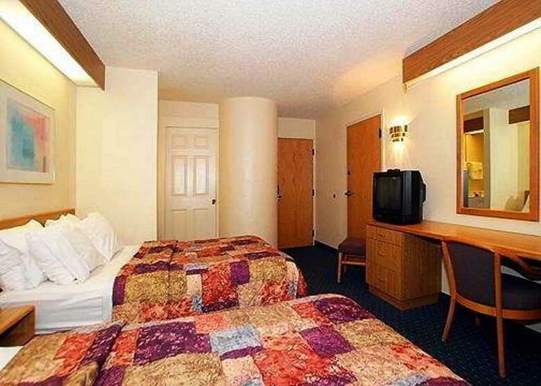 Hotel Econo Lodge Denver International Airport
