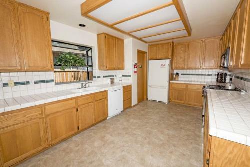 Capri Drive Holiday Home