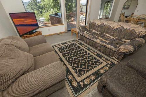 Capri Drive Holiday Home