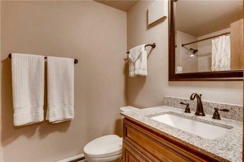 Apartamentos Goldpoint By Peak Property Management