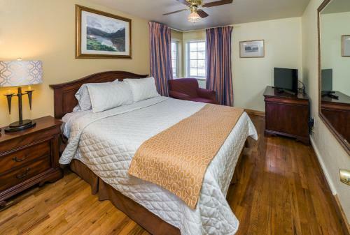 Rainbow Lodge And Inn