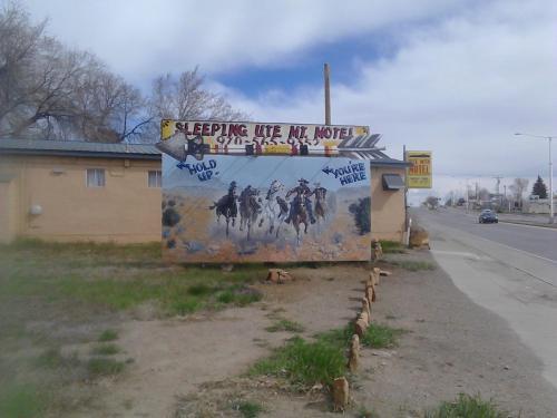 Sleeping Ute Mountain Motel