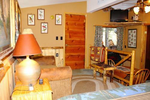 Hotel Pine Haven Resort