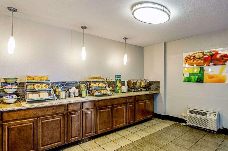 Hotel Quality Inn & Suites Denver Stapleton