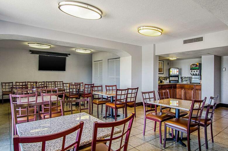 Hotel Quality Inn & Suites Denver Stapleton