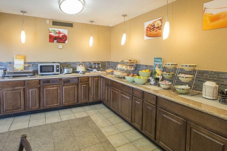 Hotel Quality Inn & Suites Denver Stapleton